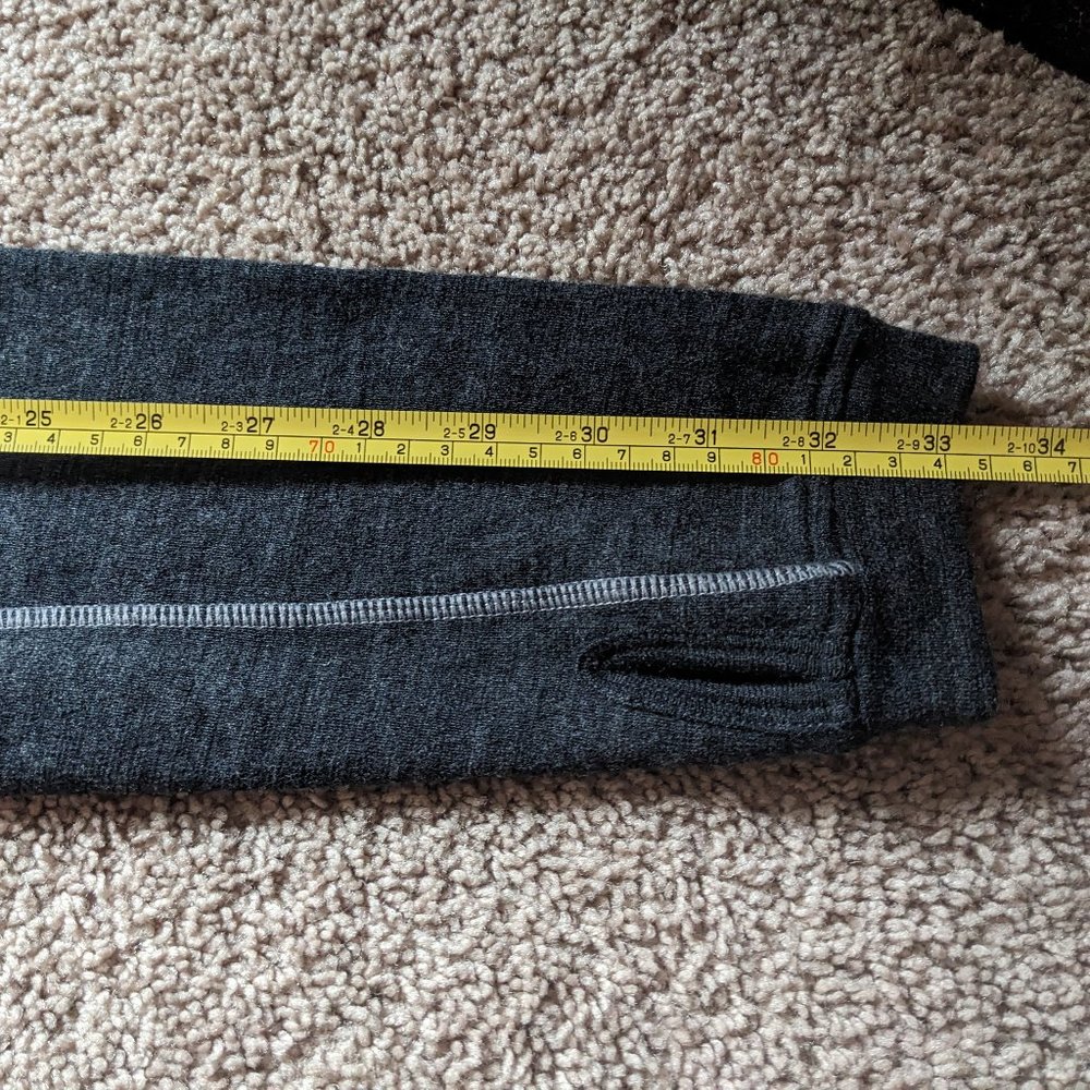 %100 merino wool KOHL 1/4 sweater/ base layer